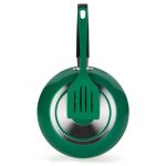 79722 COLOR_Frigideira_com_espatula_verde_fundo_dez_22